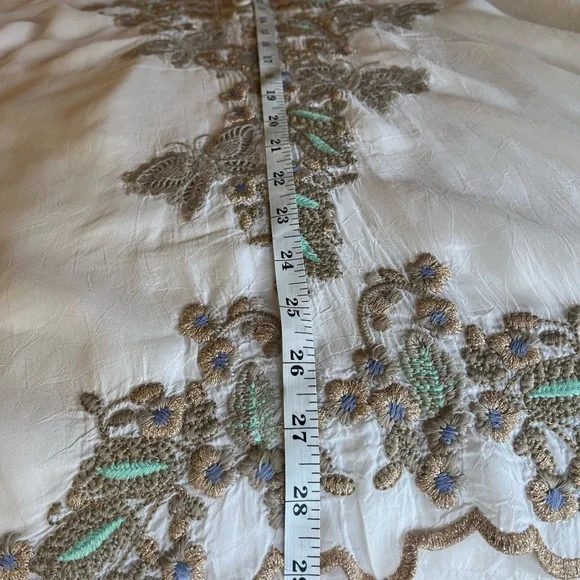 Johnny Was Most Beautiful Embroidered White Tunic Top - Picture 6 of 7